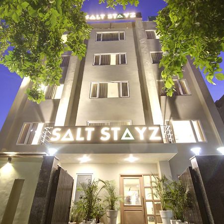 Saltstayz Select - Golf Course Road 古尔冈 外观 照片