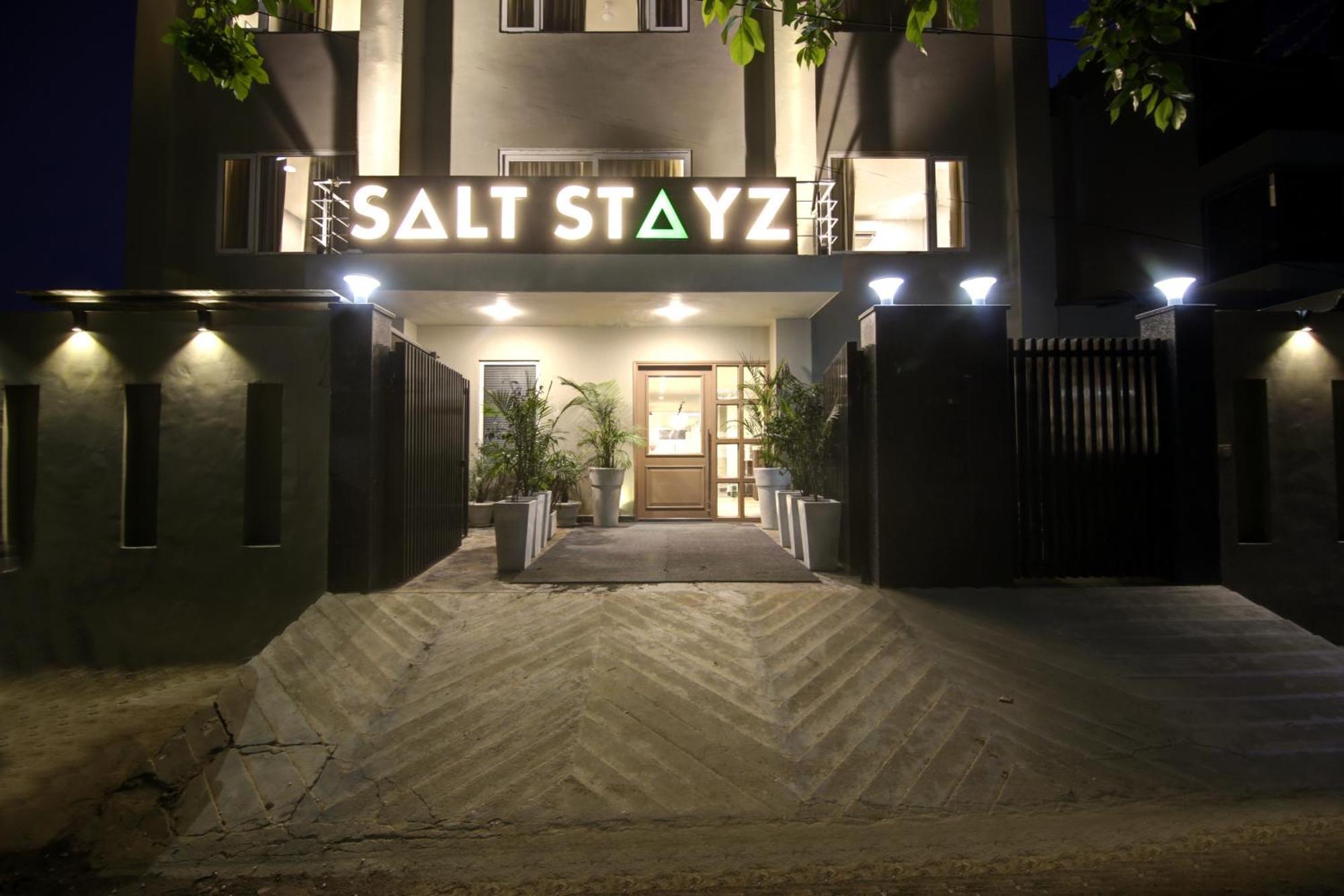 Saltstayz Select - Golf Course Road 古尔冈 外观 照片